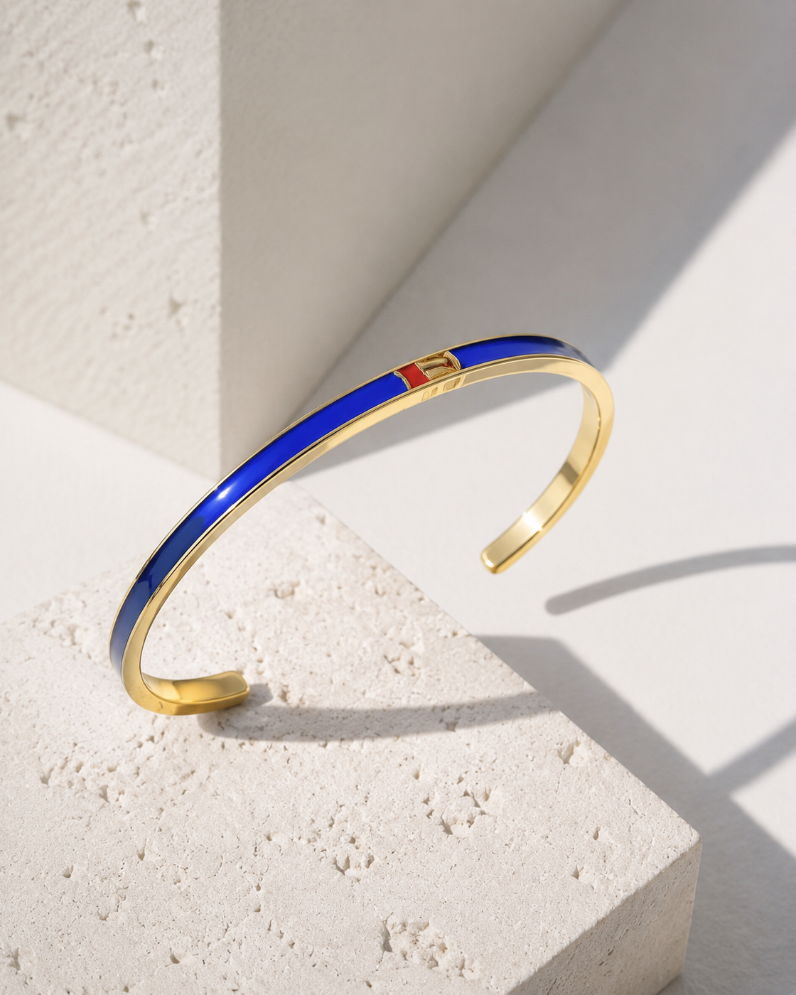 Lineage Cuff